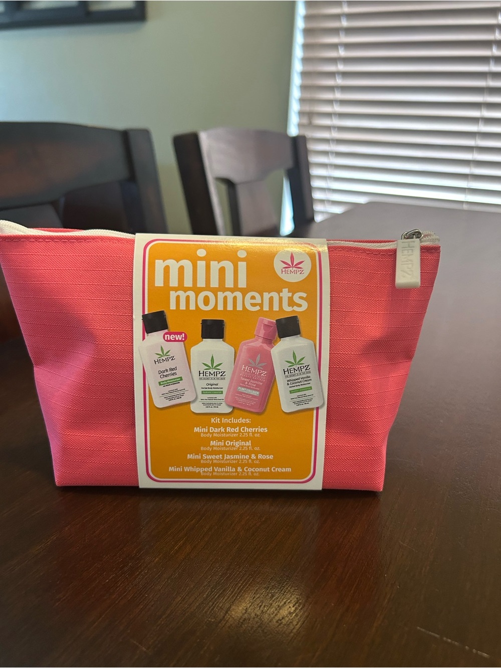 Hempz Mini Moments Kit Pouch in Bright Pink with Assorted Mini Lotions